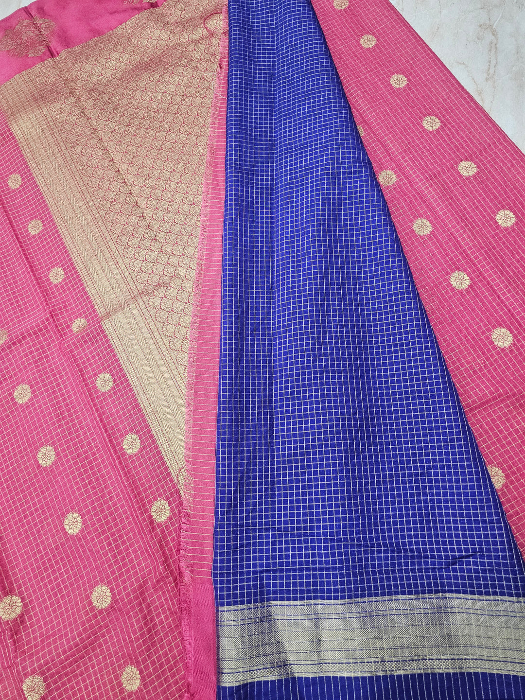 CREPE GEORGETTE IN DARK PINK WITH CHECKS AND BOOTI