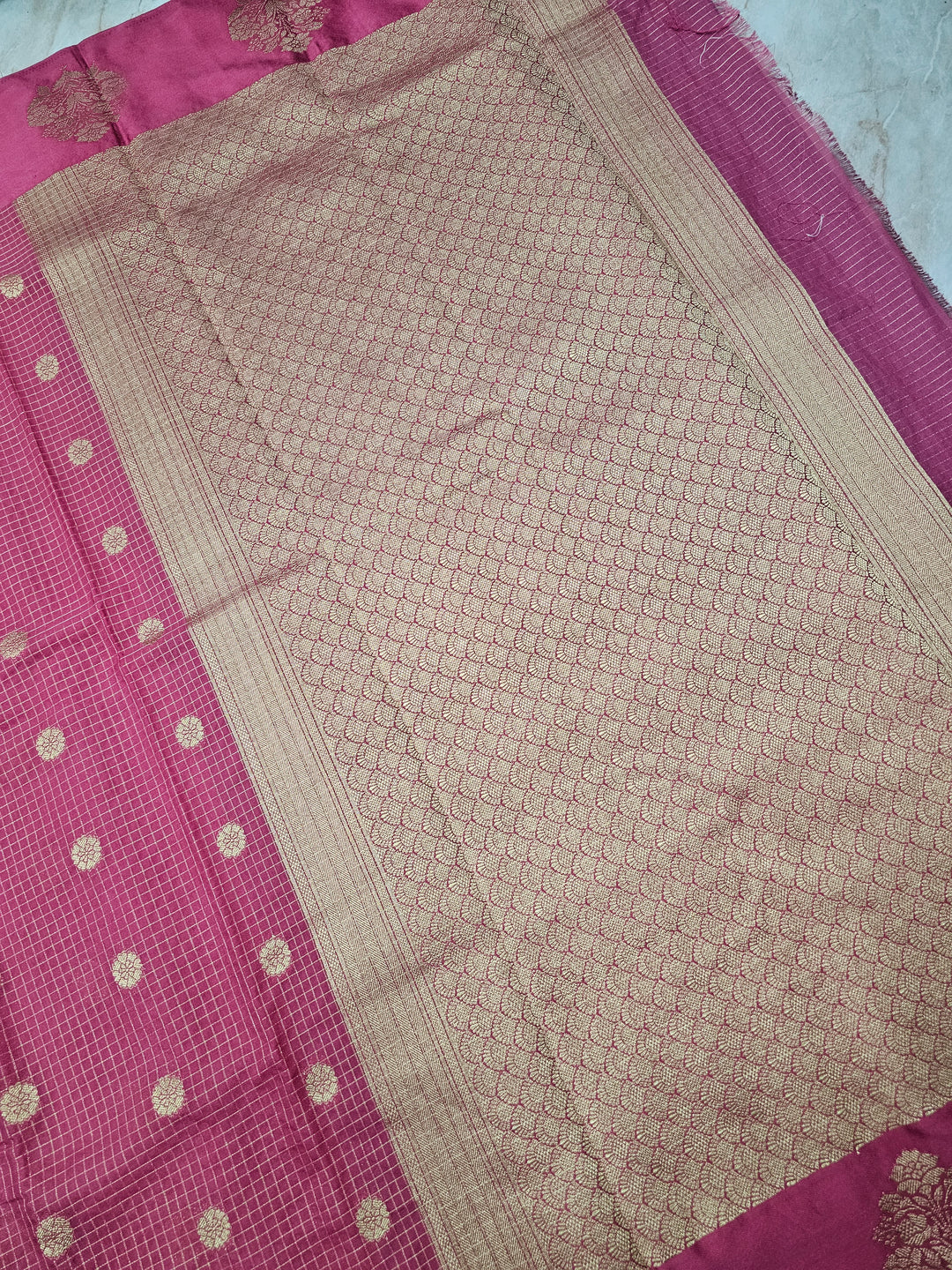 CREPE GEORGETTE IN DARK PINK WITH CHECKS AND BOOTI