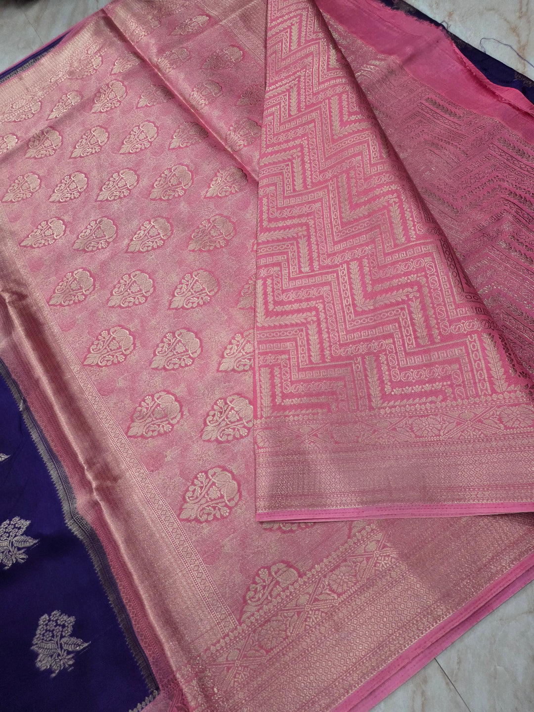RUSSIAN SILK IN NAVY BLUE WITH BABY PINK BORDER
