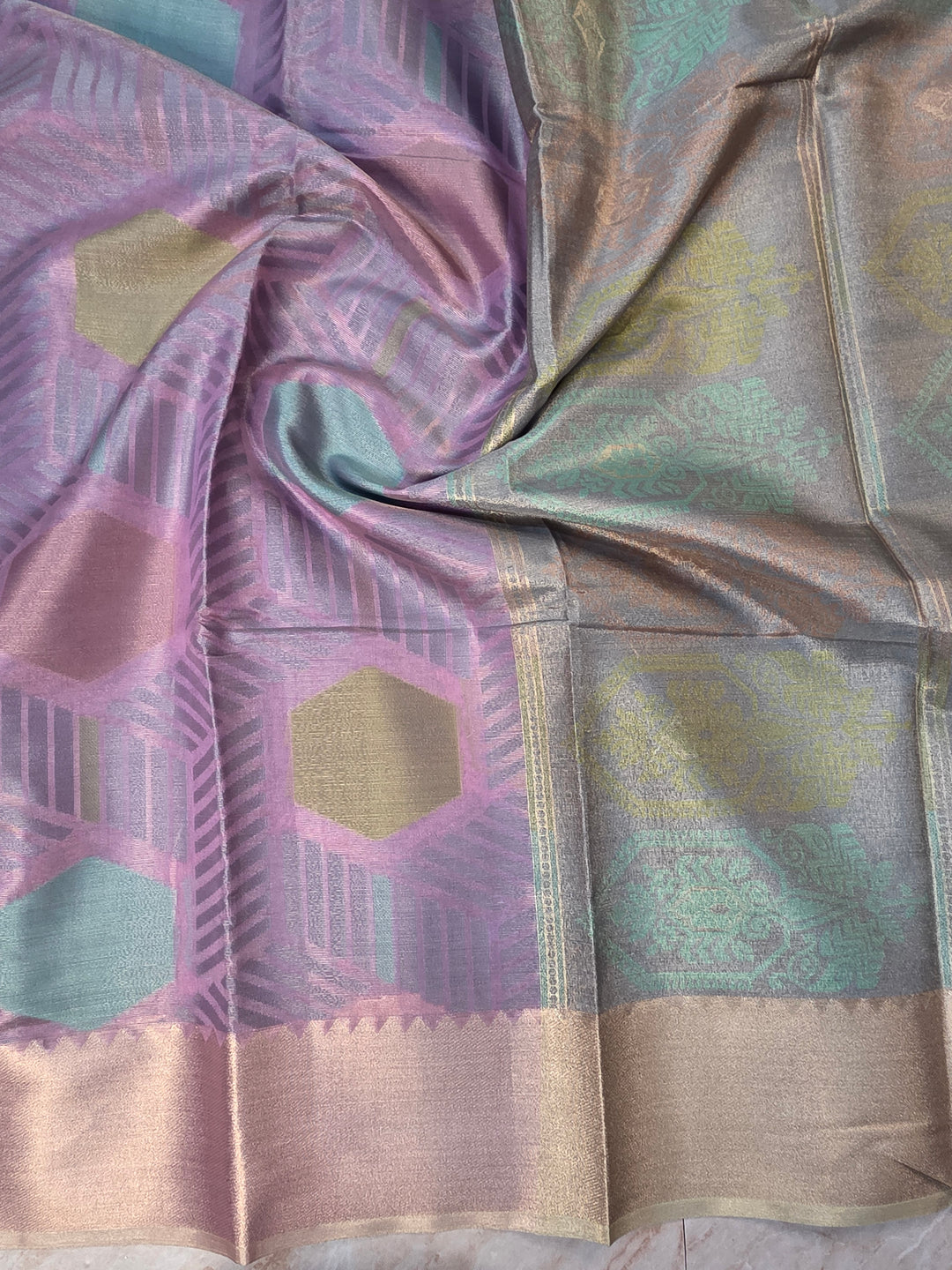 BANARASI SILK IN RANGKAAT STYLE WITH PINK ZARI