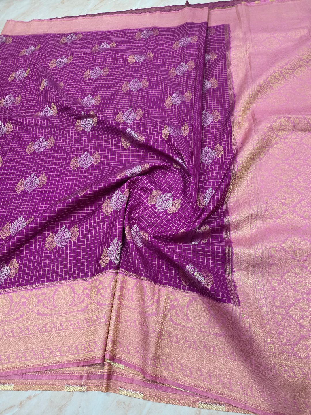CREPE GERPGETTE IN MAGENTA WITH LAVENDER BORDER