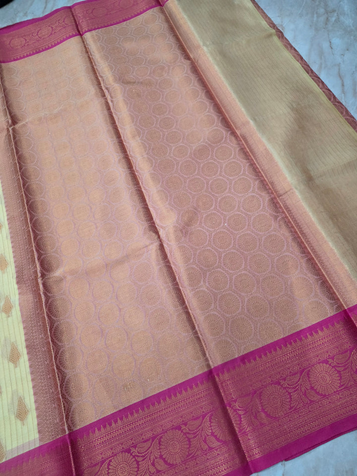 LIGHT GOLD BANARASI SILK WITH RANI BORDER