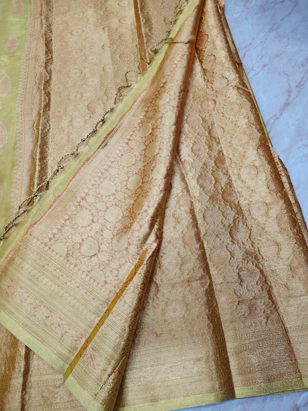 BANARASI TISU SILK IN GOLD WITH GOLD ZARI WORK