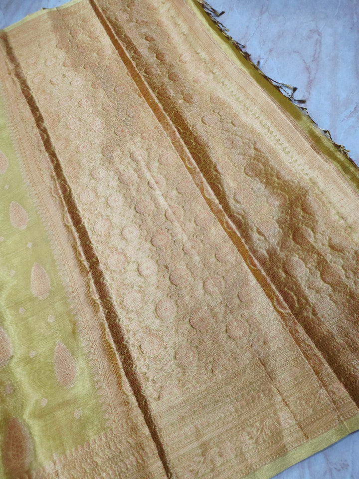 BANARASI TISU SILK IN GOLD WITH GOLD ZARI WORK