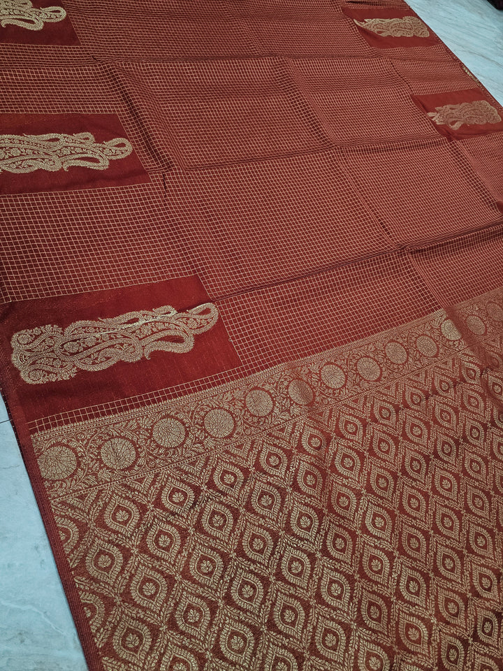 CREPE GEORGETTE IN GOLDEN EMBER WITH GOLD ZARI AND CHECKS