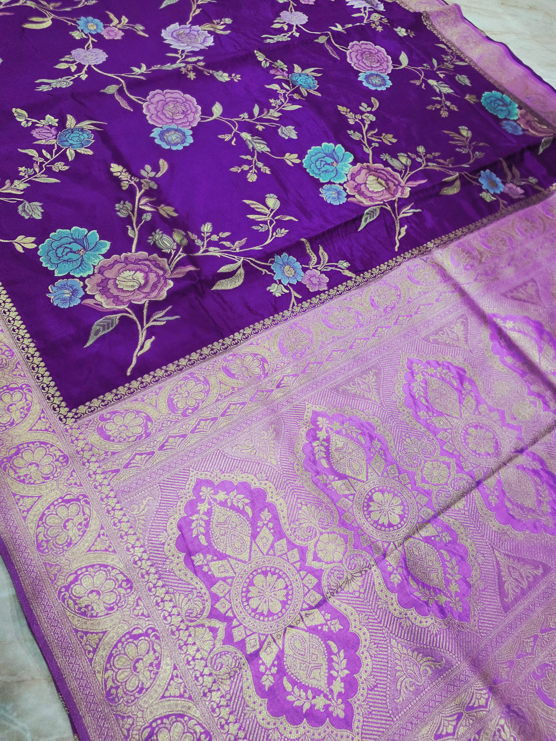 RUSSIAN SILK IN PURPLE WITH LAVENDER