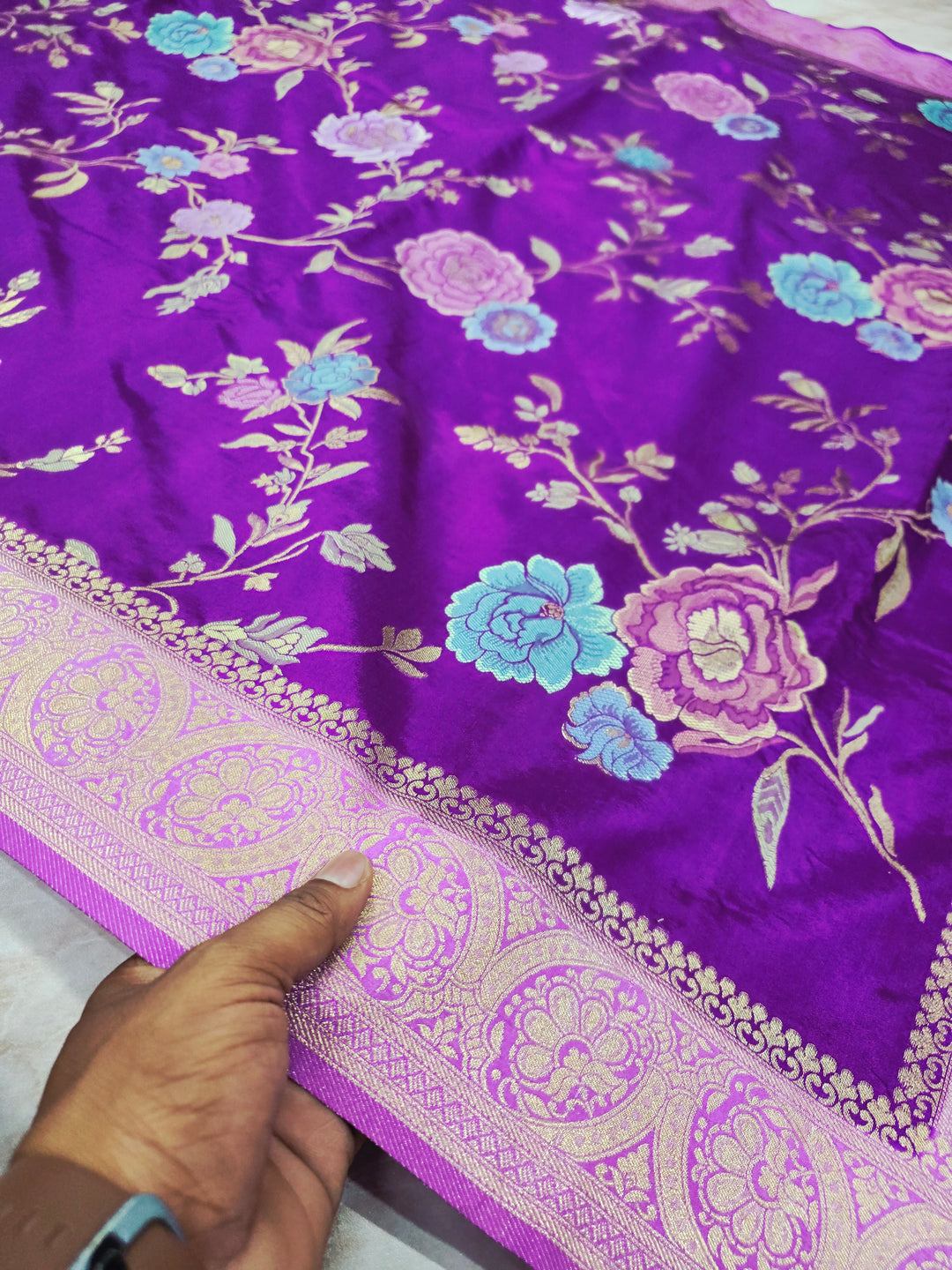 RUSSIAN SILK IN PURPLE WITH LAVENDER