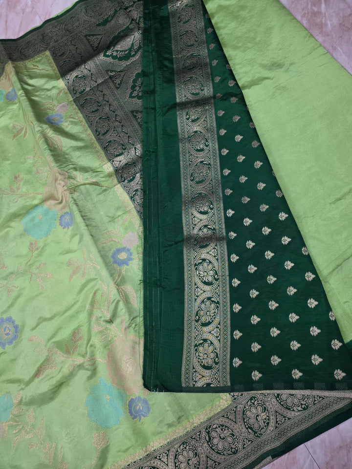 RUSSIAN SILK IN PISTA GREEN WITH BOTTLE GREEN BORDER