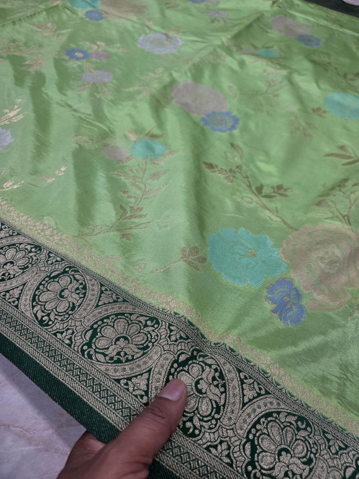 RUSSIAN SILK IN PISTA GREEN WITH BOTTLE GREEN BORDER