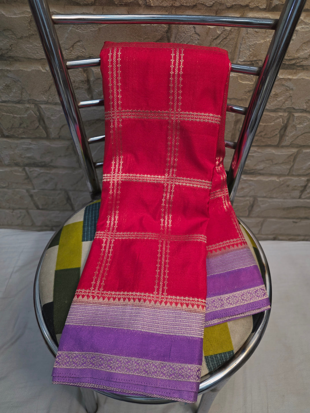 CREPE GEORGTTE IN RED WITH LAVENDER BORDER