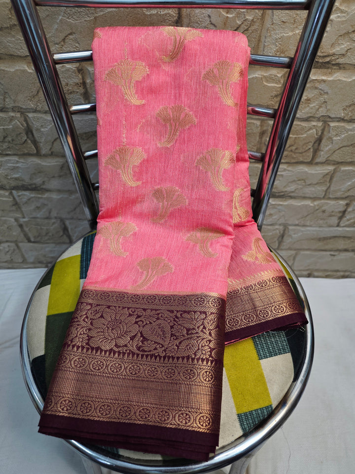 BANARASI SILK SAREE IN PASTEL PEACH WITH WINE BORDER