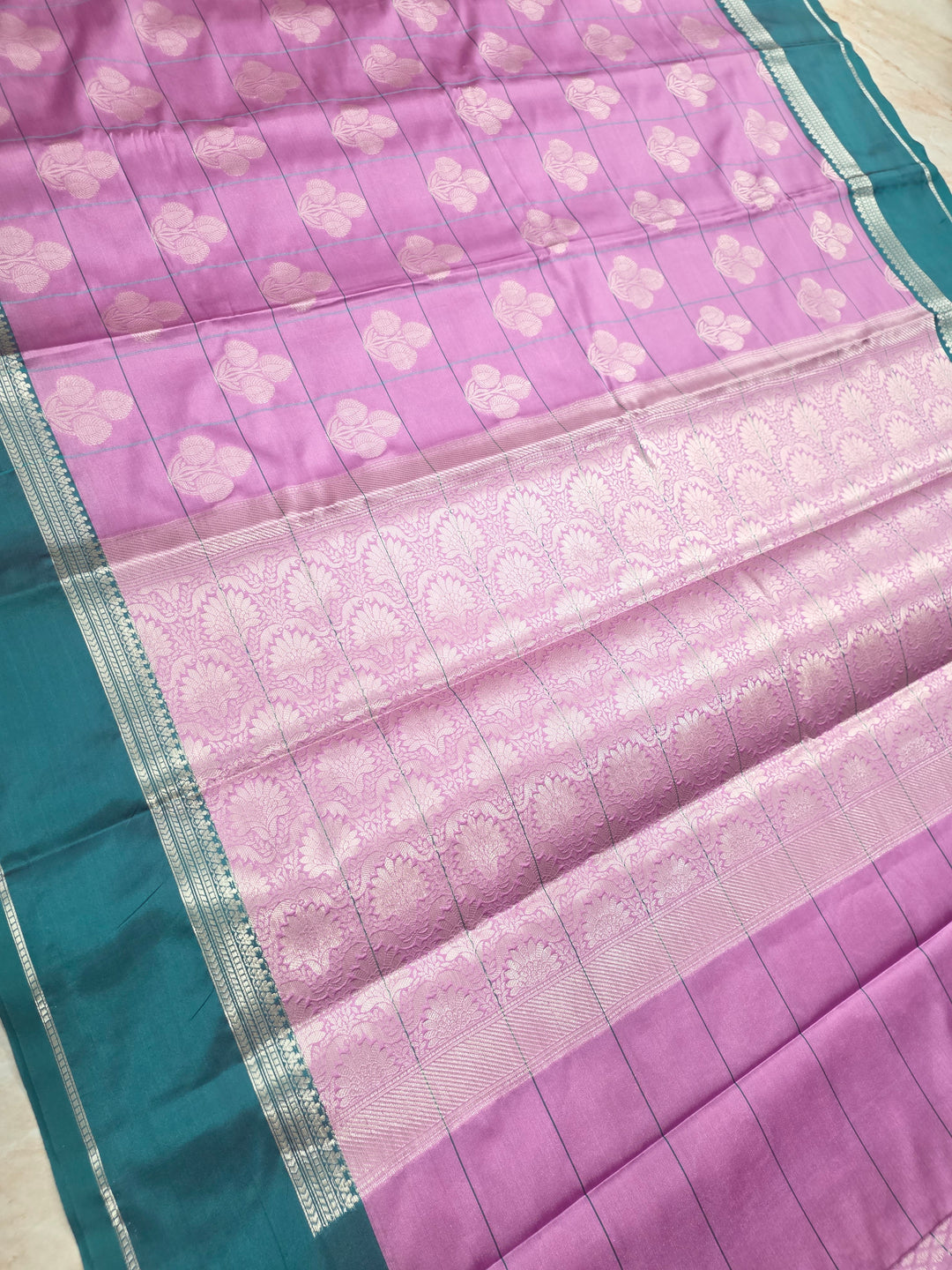 BANARASI KATAN PATTU IN LAVENDER WITH RAMA GREEN BORDER