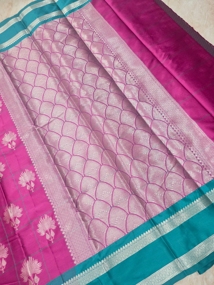 BANARASI KATAN PATTU WITH RANI PINK AND RAMA GREEN BORDER