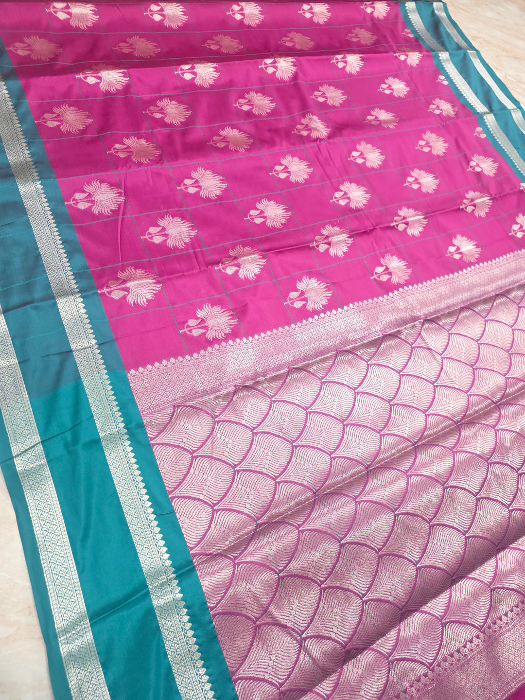 BANARASI KATAN PATTU WITH RANI PINK AND RAMA GREEN BORDER