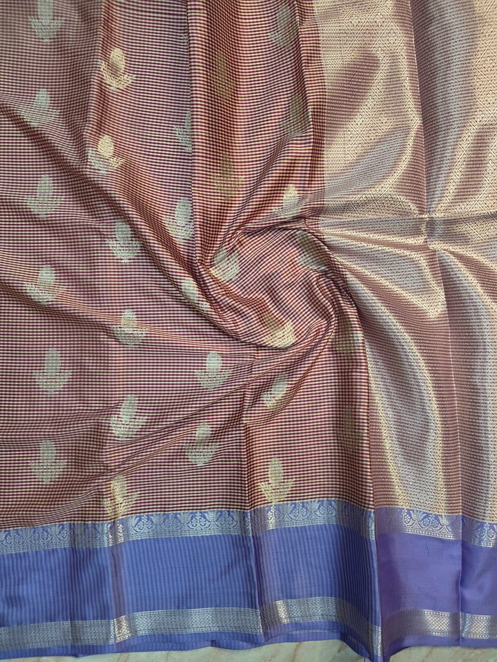 BANARASI KATAN PATTU CREAM/MAROON CHECKS COLOUR WITH MOV BORDER