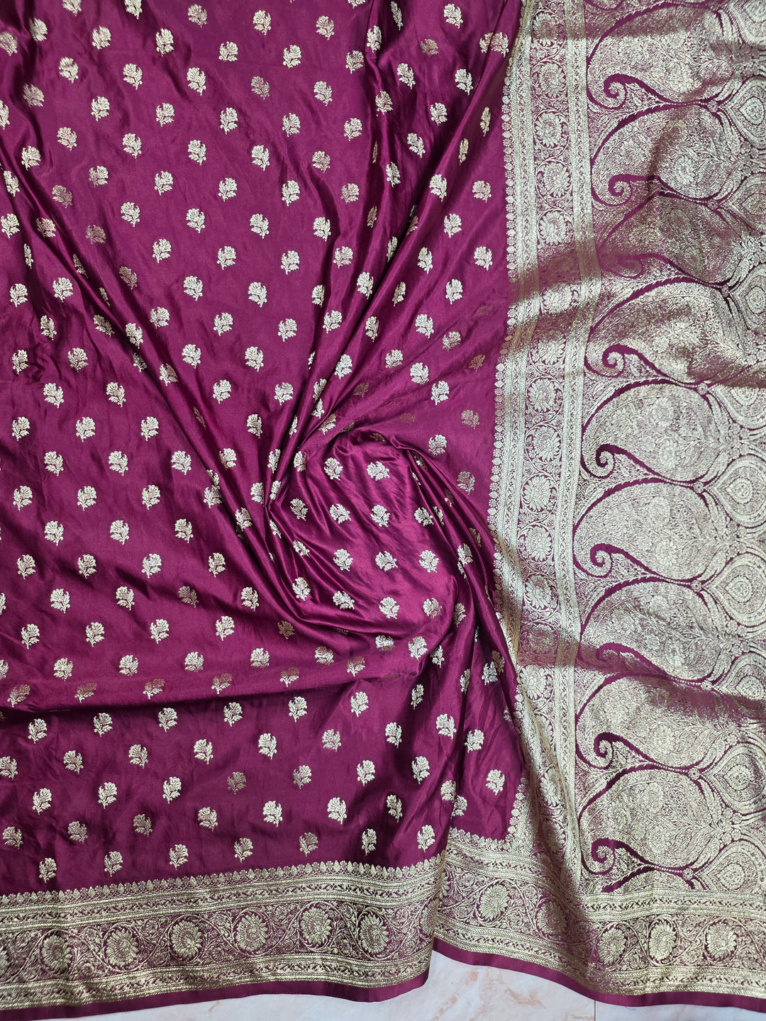 MASHRU KATAN SILKI N MAGENTA WITH SMALL GOLD ZARI MOTIFS