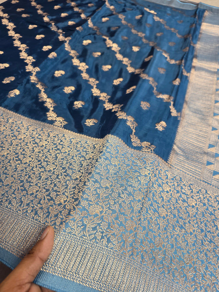 RUSSIAN SILK IN ROYALBLUE WITH SKY BORDER