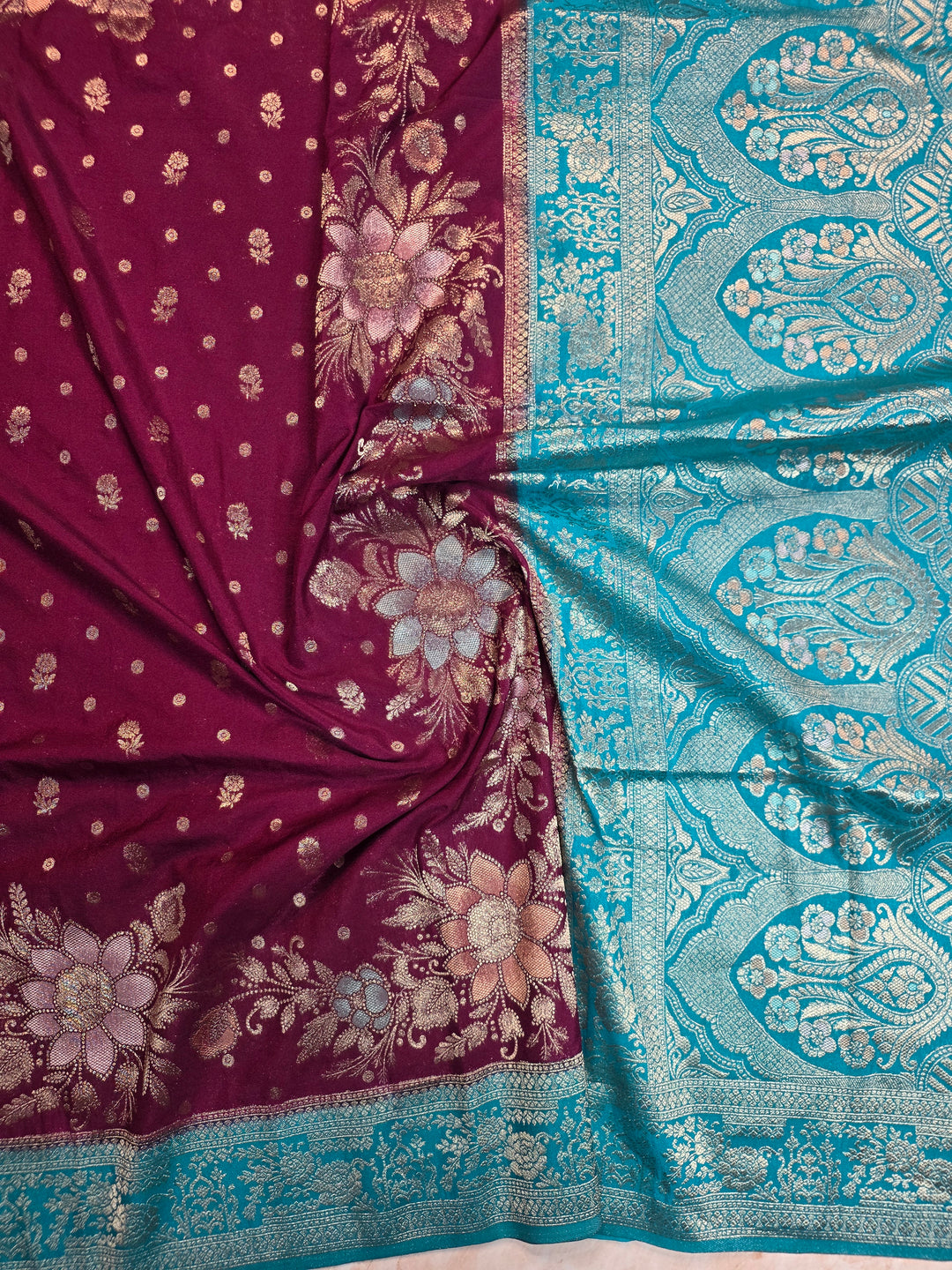 KHADDI GEROGETTE GARNET WITH TOUQUOISE BLUE BORDER