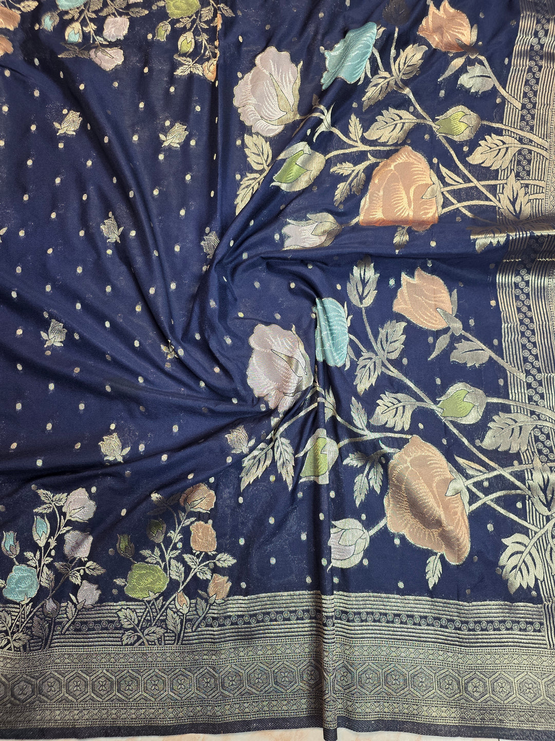 KHADDI GEROGETTE IN NAVY BLUE WITH PANCHRANG BOOTA