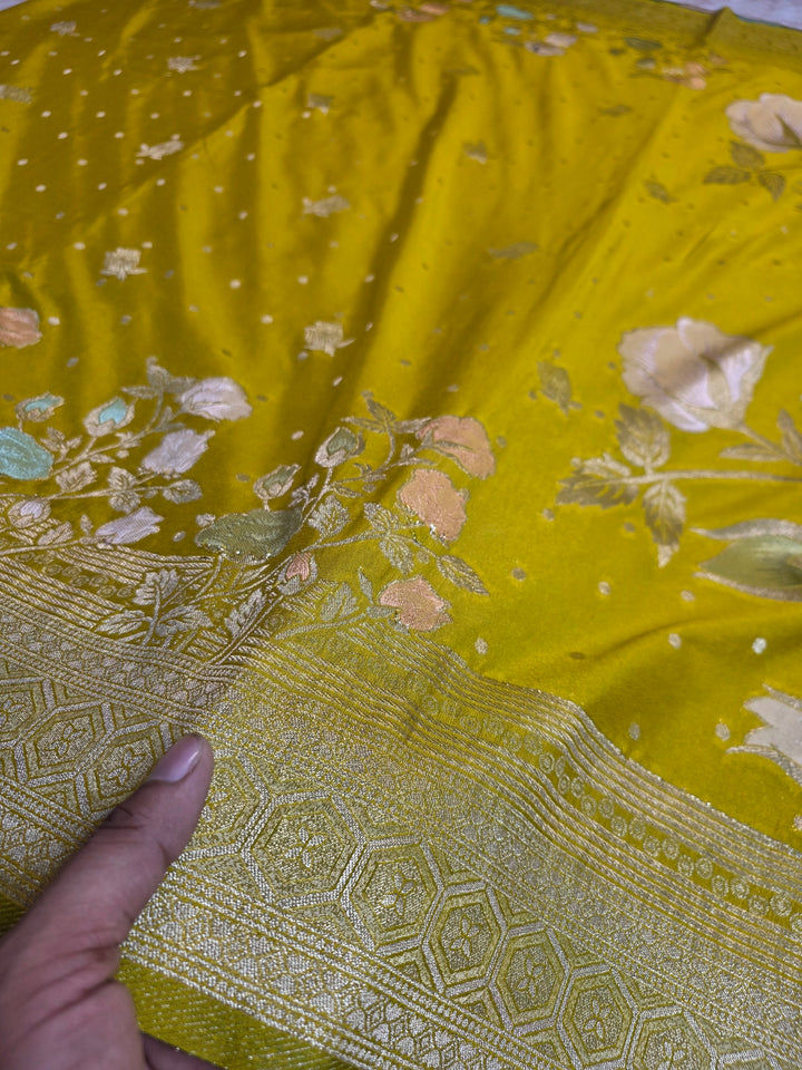 KHADDI GEORGETTE IN MUSTARD GOLD WITH PANCHRANG BOOTA