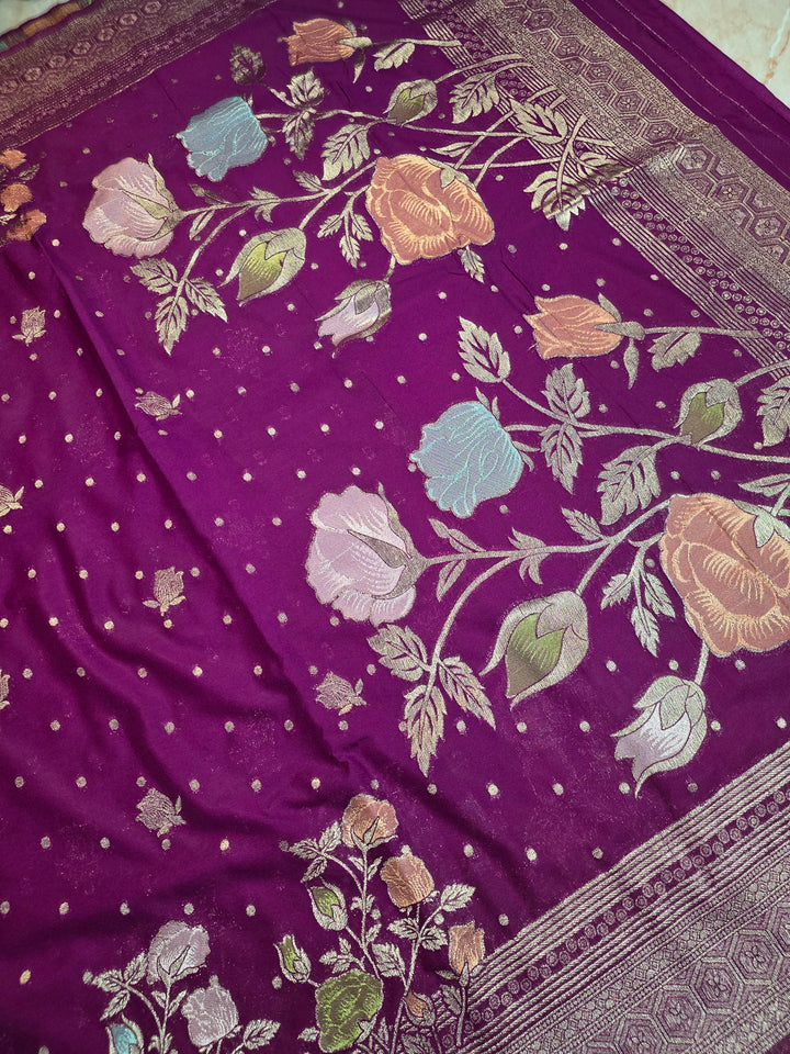 KHADDI GEORGETTE IN MAGENTA WITH PANCHRANG BOOTA