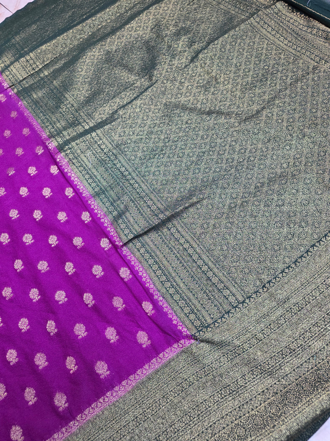 KHADDI GEORGETTE IN PURPLE WITH BOTTLE GREEN BORDER