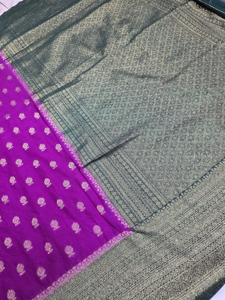 KHADDI GEORGETTE IN PURPLE WITH BOTTLE GREEN BORDER