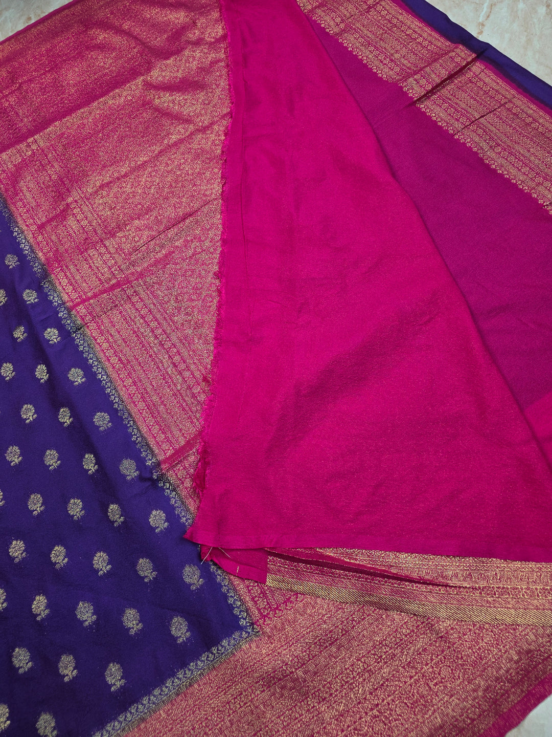 KHADDI GEROGETTE IN VIOLET WITH RANI BORDER