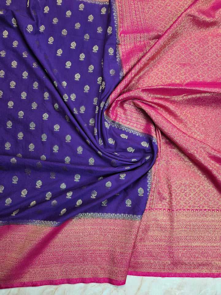 KHADDI GEROGETTE IN VIOLET WITH RANI BORDER