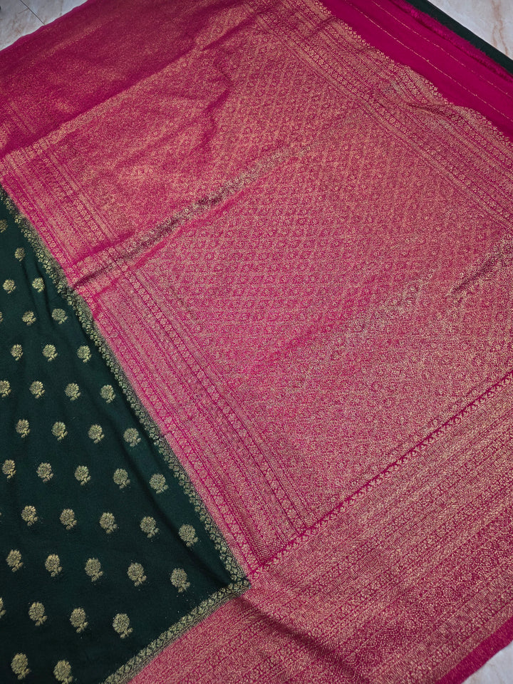 KHADDI GEORGETTE IN BOTTLE GREEN WITH RANI BORDER