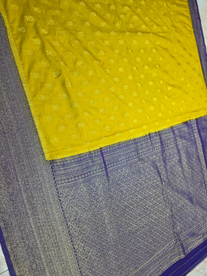 KHADDI GEROGETTE IN YELLOW GOLD WITH INDIGO BORDER