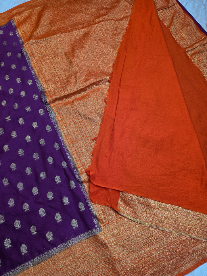 KHADDI GEROGETTE IN ORUPLE WITH ORANGE BORDER