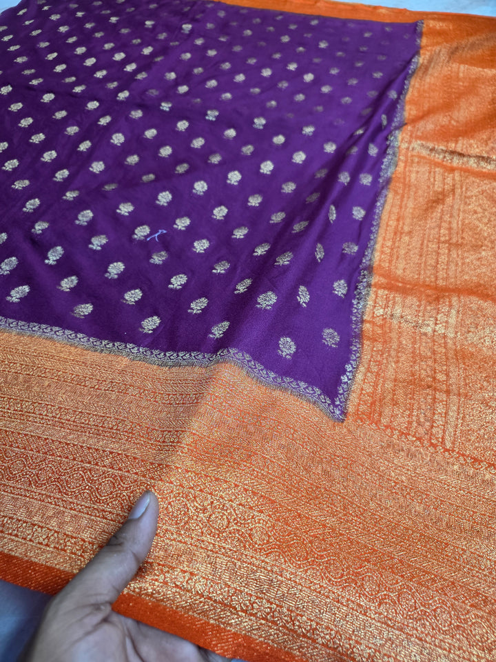 KHADDI GEROGETTE IN ORUPLE WITH ORANGE BORDER