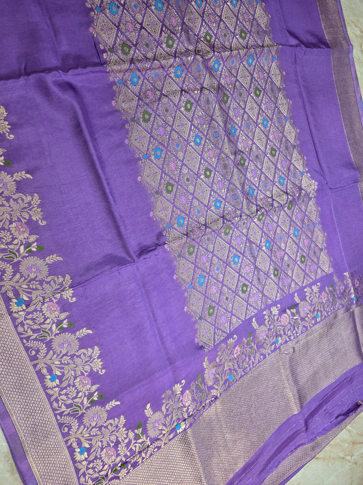 RUSSIAN SILK IN CENTRALISED BOUTIQUESTYLE IN LAVENDER COLOUR
