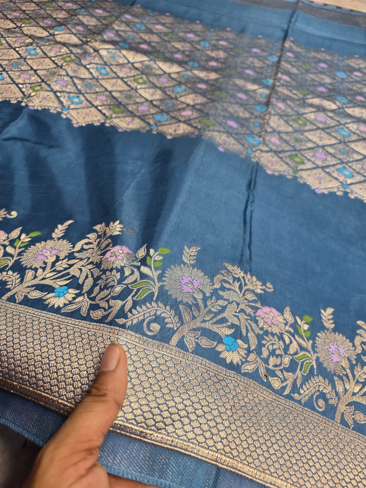 RUSSIAN SILK IN CENTRALISED BOUTIQUE STYLE IN GERMAN BLUE