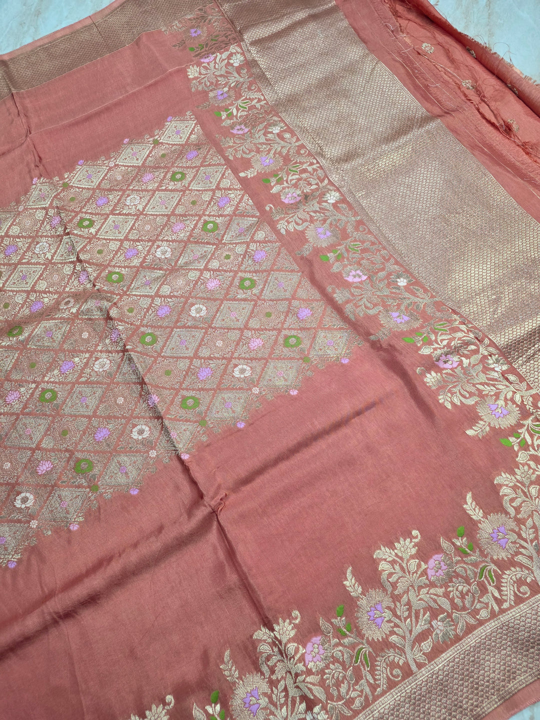 RUSSIAN SILK IN CENTRALISED BOUTIQUE STYLE IN
