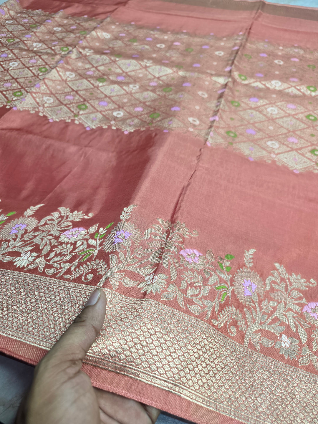 RUSSIAN SILK IN CENTRALISED BOUTIQUE STYLE IN