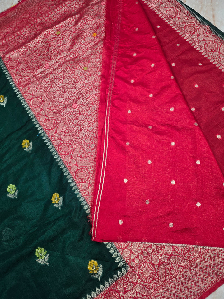 PAPER SILK MINAKARI SAREE IN BOTTLE GREEN WITH RANI BORDER