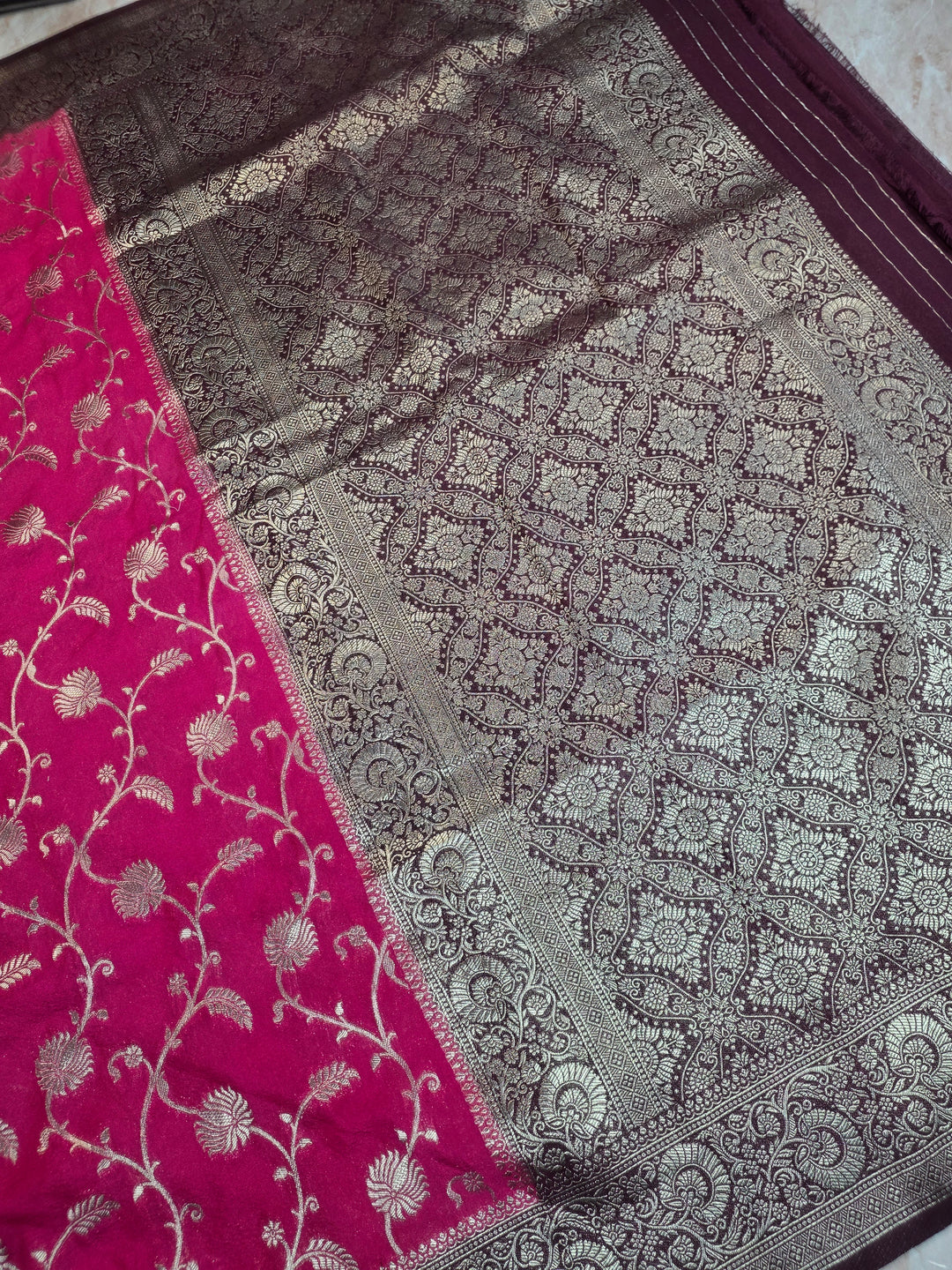 KHADDI GEORGETTE SILVER ZARIWORK IN RANI WITH GARNET BORDER