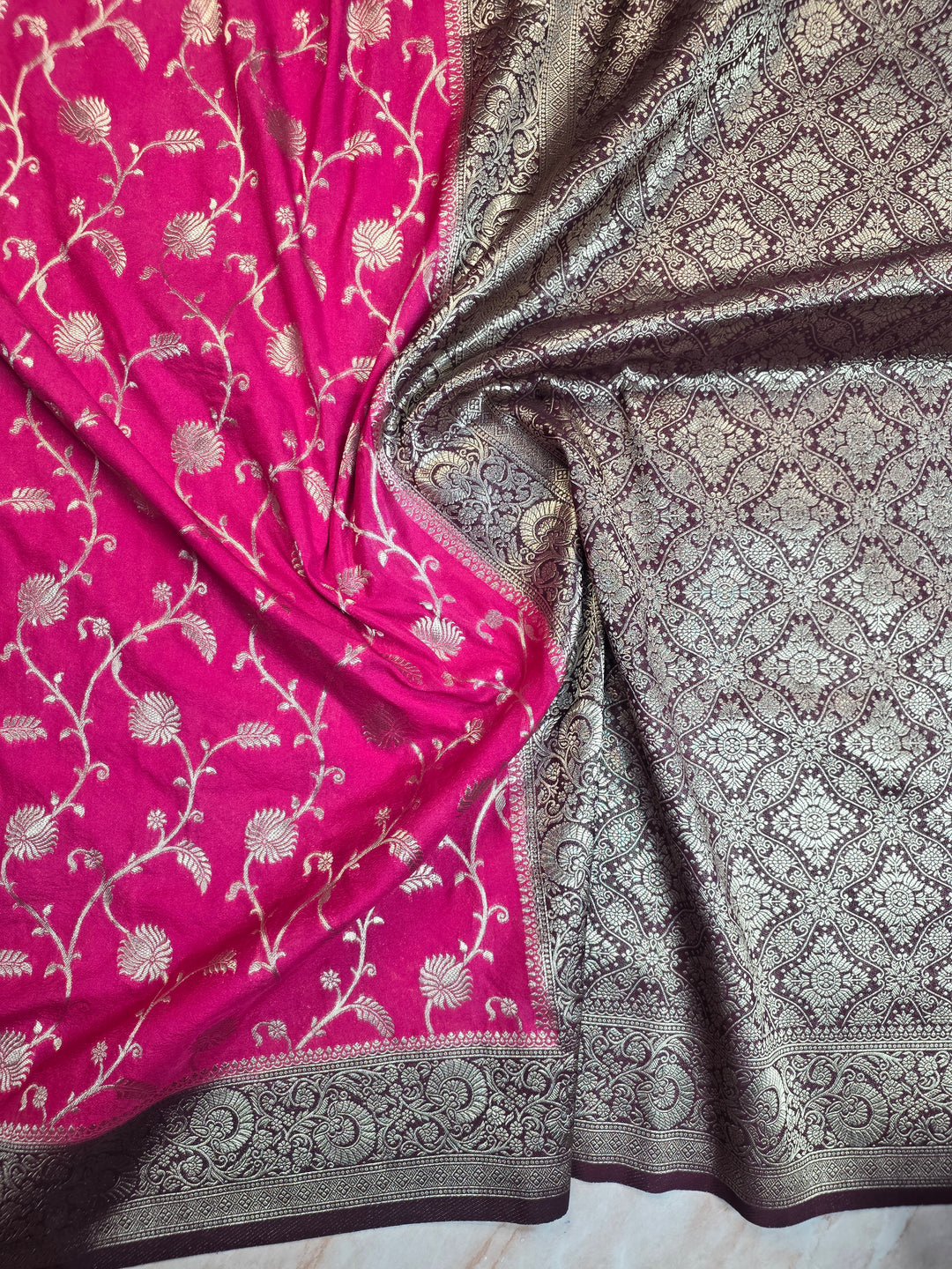 KHADDI GEORGETTE SILVER ZARIWORK IN RANI WITH GARNET BORDER