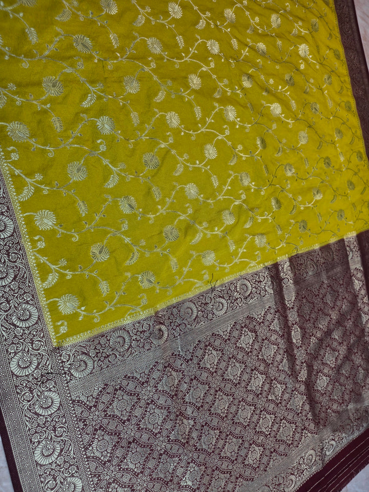 KHADDI GEORGETTE IN YELLOW LIME WITH GARNET BORDER