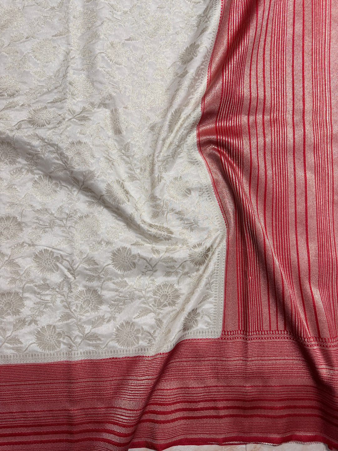 PAPER SILK WITH FLORAL JAAL DESIGN IN OFF WHITE COLOUR SHADE