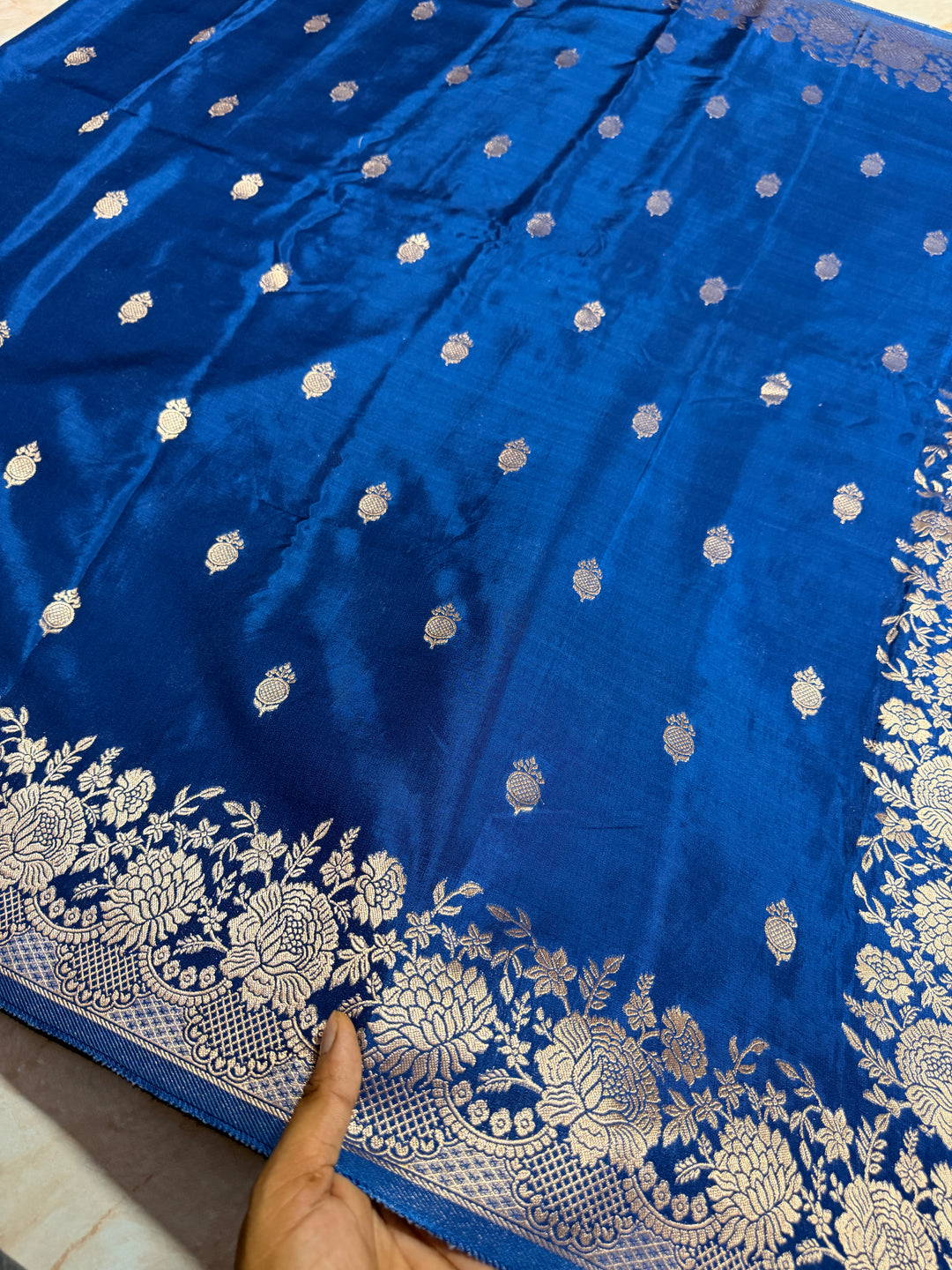 RUSSIAN COSMOS VISCOSE FABRIC SAREE IN GERMAN BLUE COLOUR SHADE