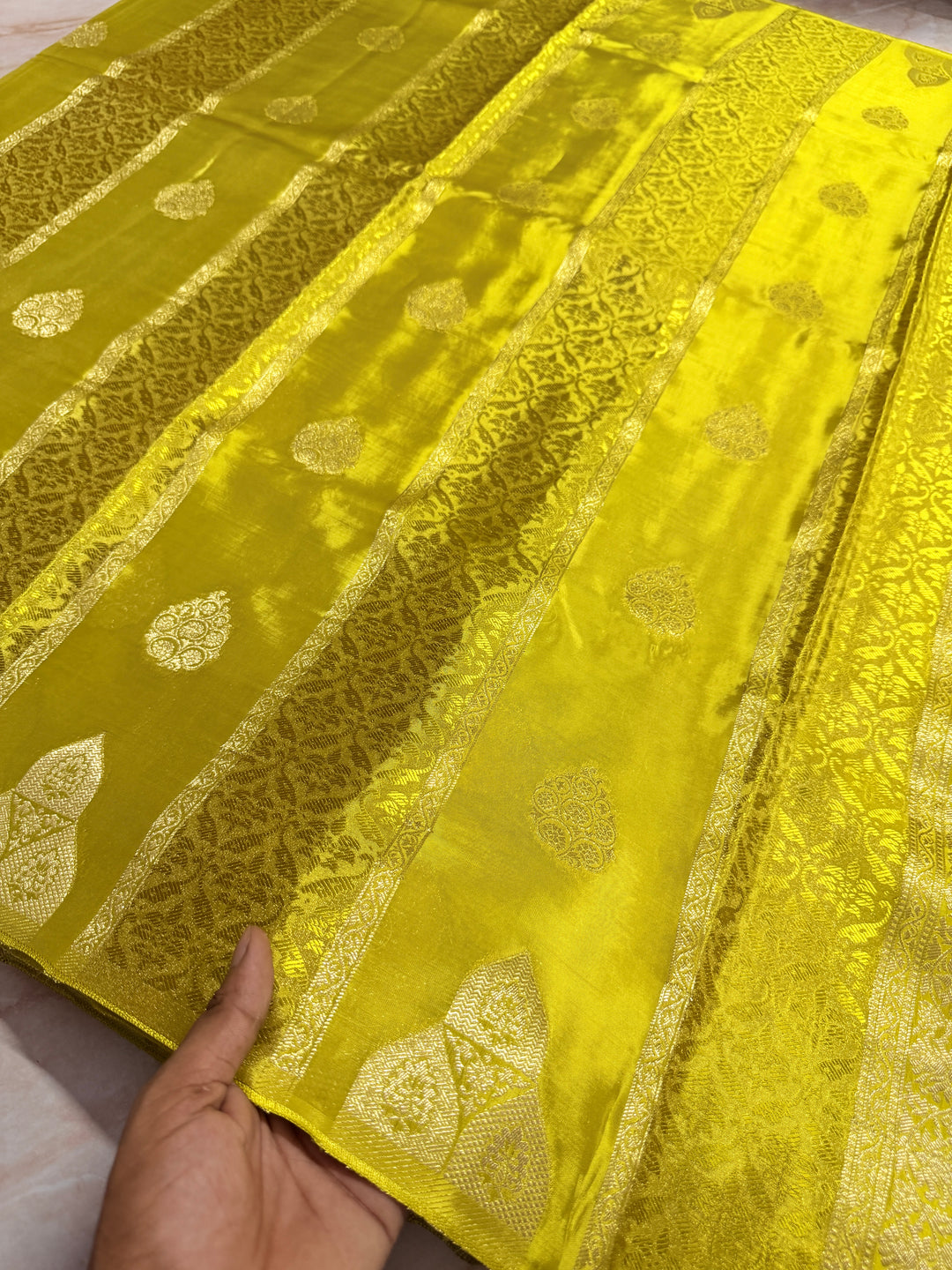 PREMIUM KOREAN VISCOSE FABRIC SAREE IN LEMON YELLOW COLOUR SHADE WITH DESIGNER