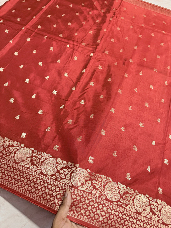 PREMIUM RUSSIAN VISCOSE SILK FABRIC SAREE IN MATALLIC RED COLOUR SHADE