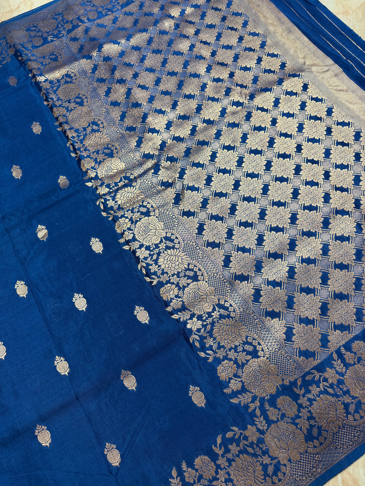 RUSSIAN COSMOS VISCOSE FABRIC SAREE IN GERMAN BLUE COLOUR SHADE
