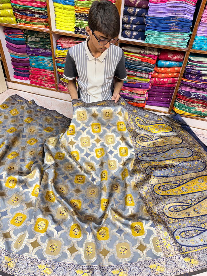 GREY WITH MINAKARI MUTICOLOUR DETALING RANGKAAT SAREE IN SEMI SOFT SILK