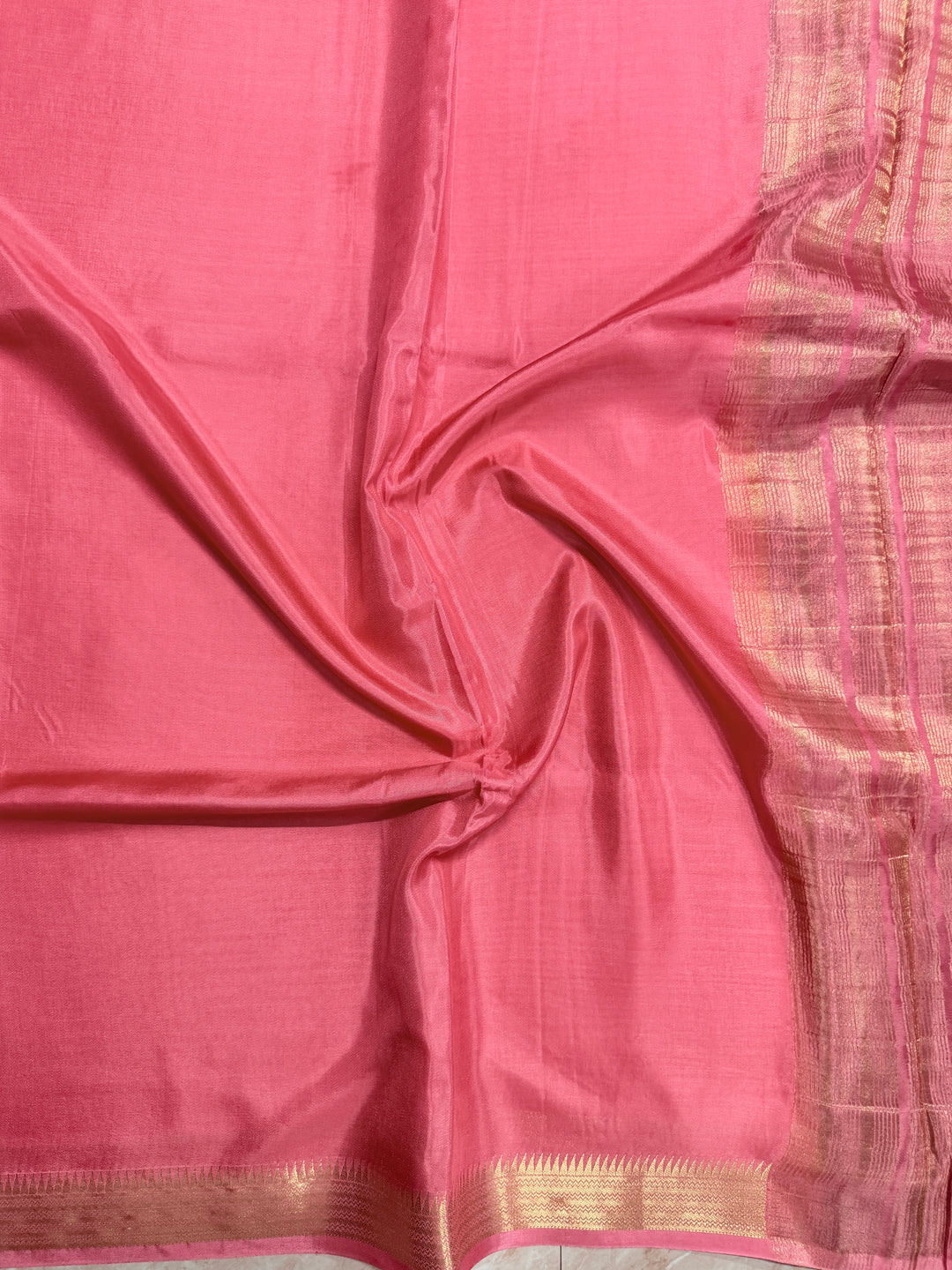 VISCOSE RUSSIAN IN BABY PINK WITH NARROW BORDER