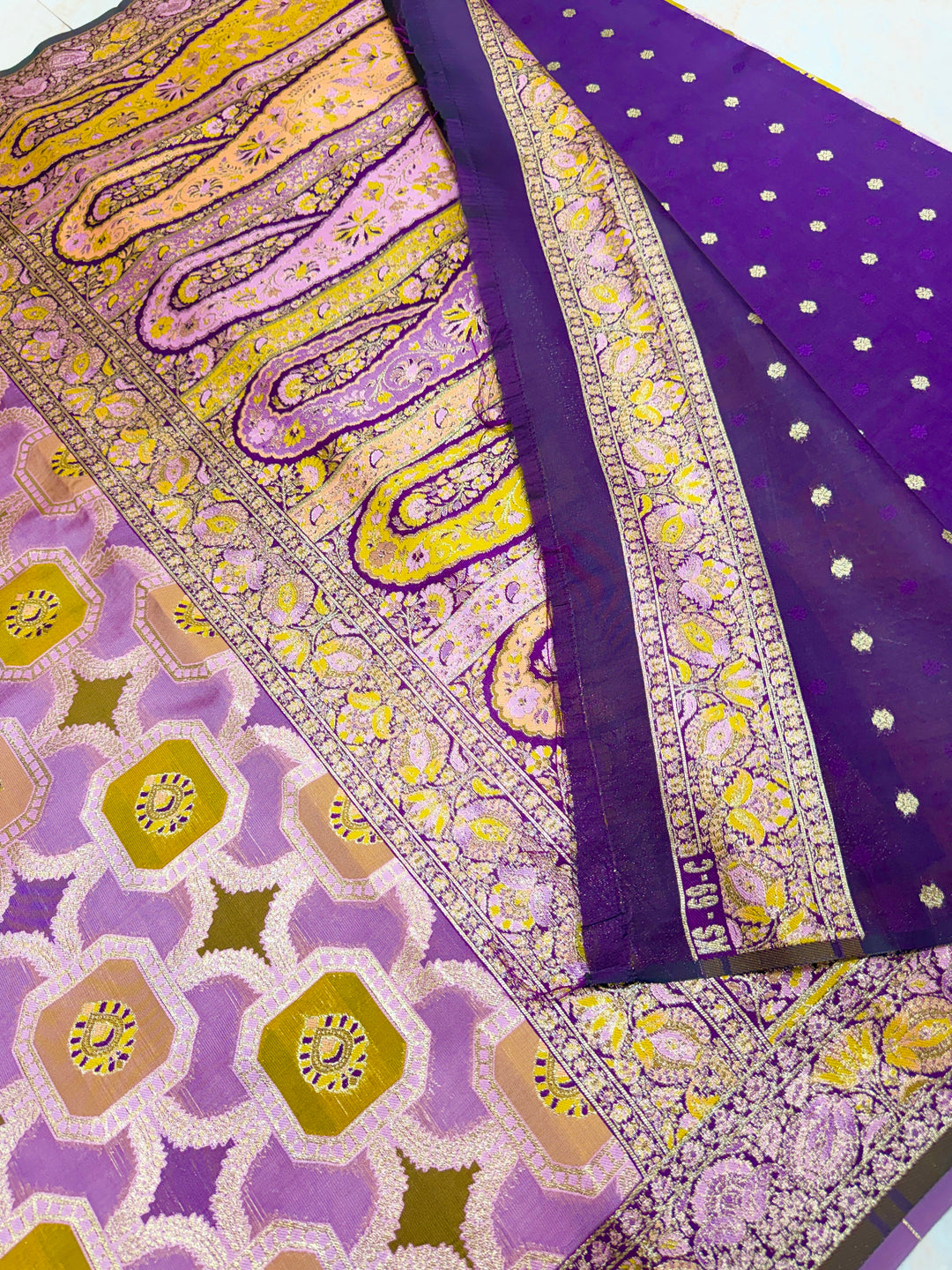 ONION PINK WITH MINAKARI MUTICOLOUR DETALING RANGKAAT SAREE IN SEMI SOFT SILK