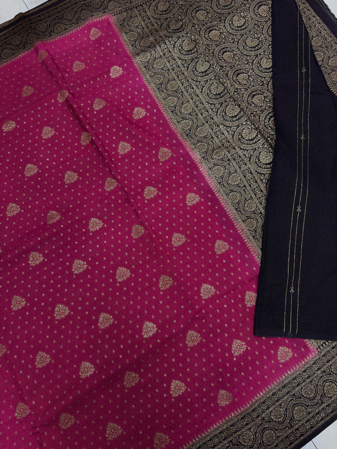 PREMIUM SEMI KHADDI VISCOSE GEORGETTE SAREE IN CHERRY COLOUR SHADE WITH CHOCOLATE  BORDER
